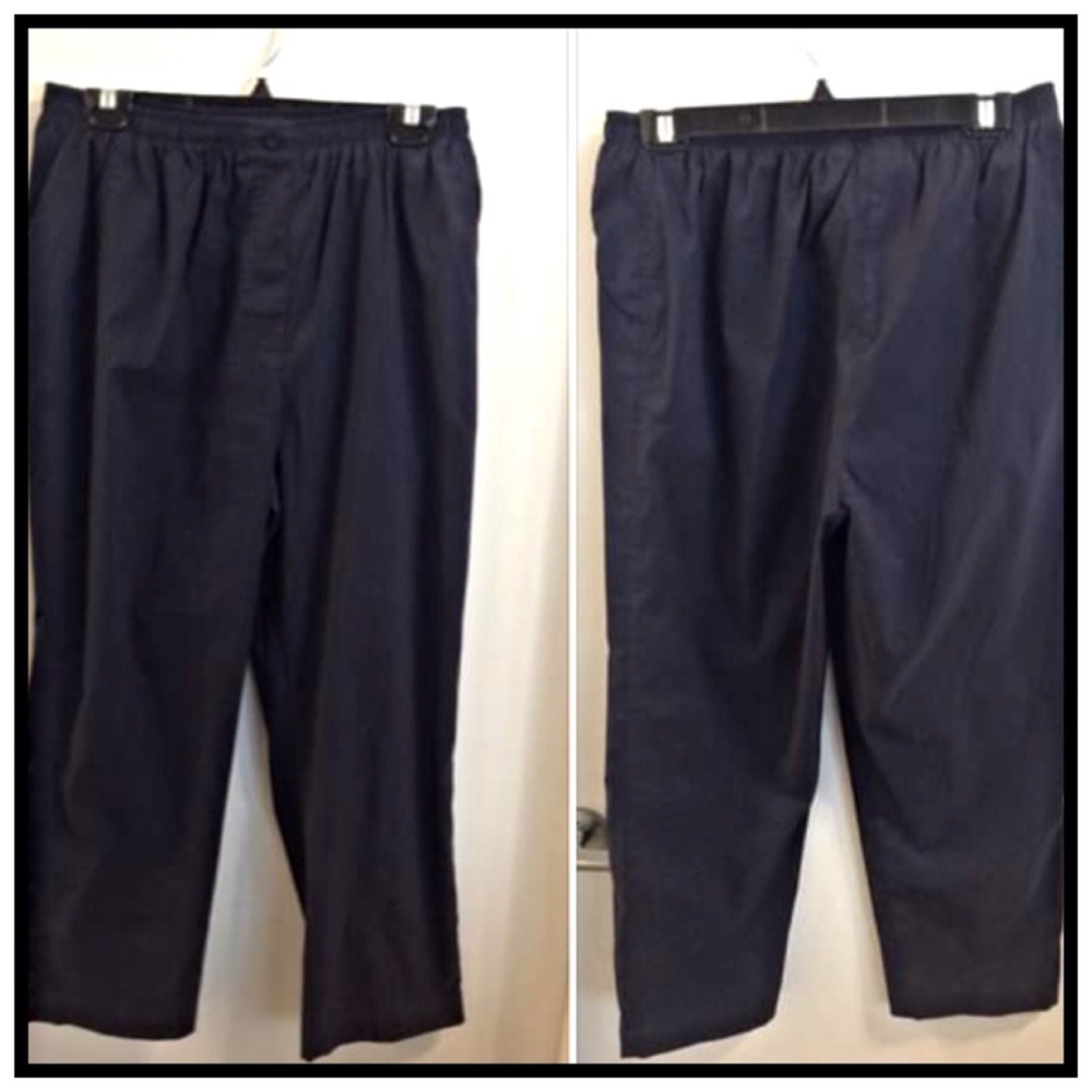 20/$20👟RETRO TRACK PANTS M navy color